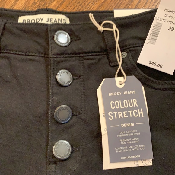 NWT. Bootlegger shorts - Picture 3 of 5